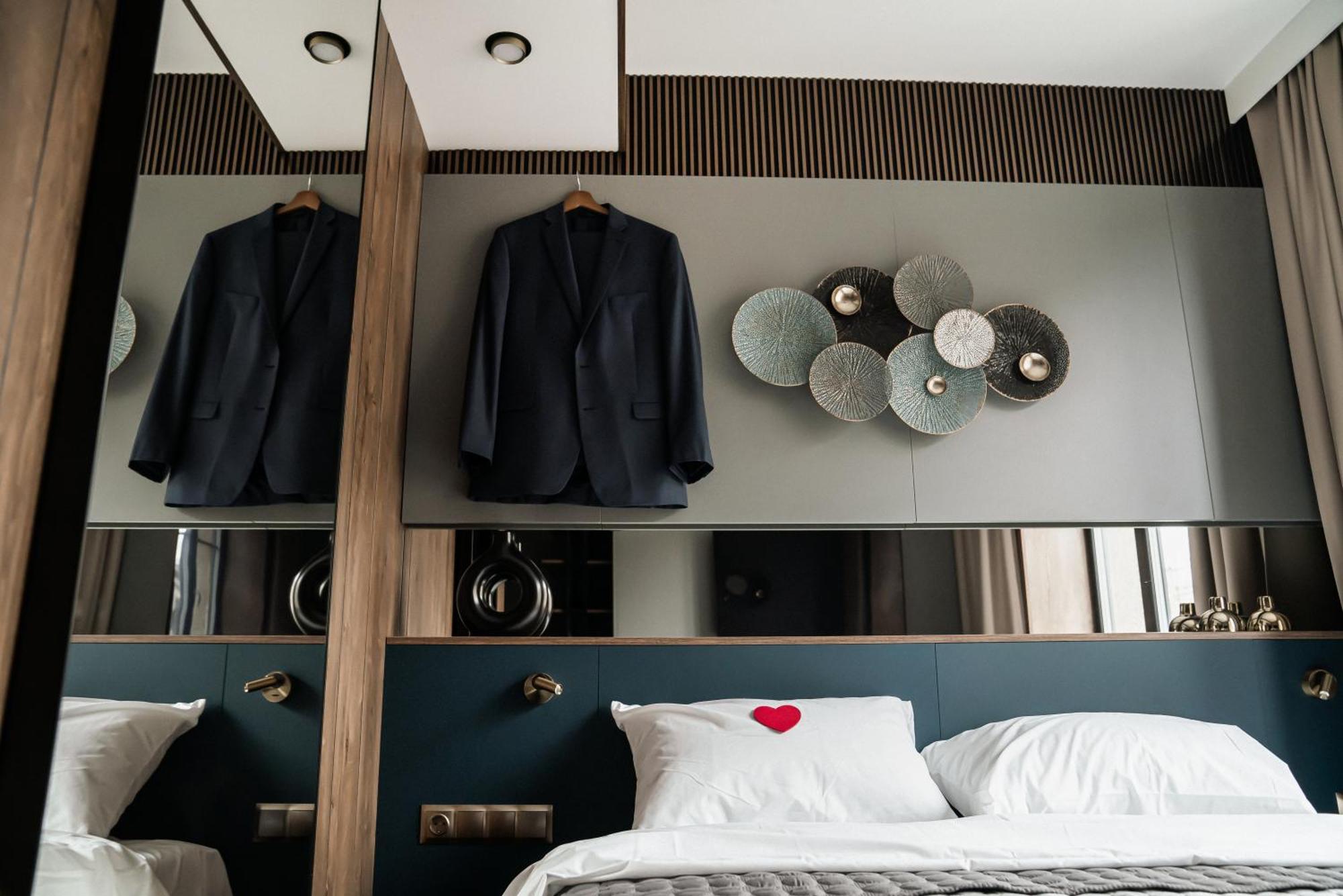 Four Sisters Luxury Rooms In Siauliai Экстерьер фото