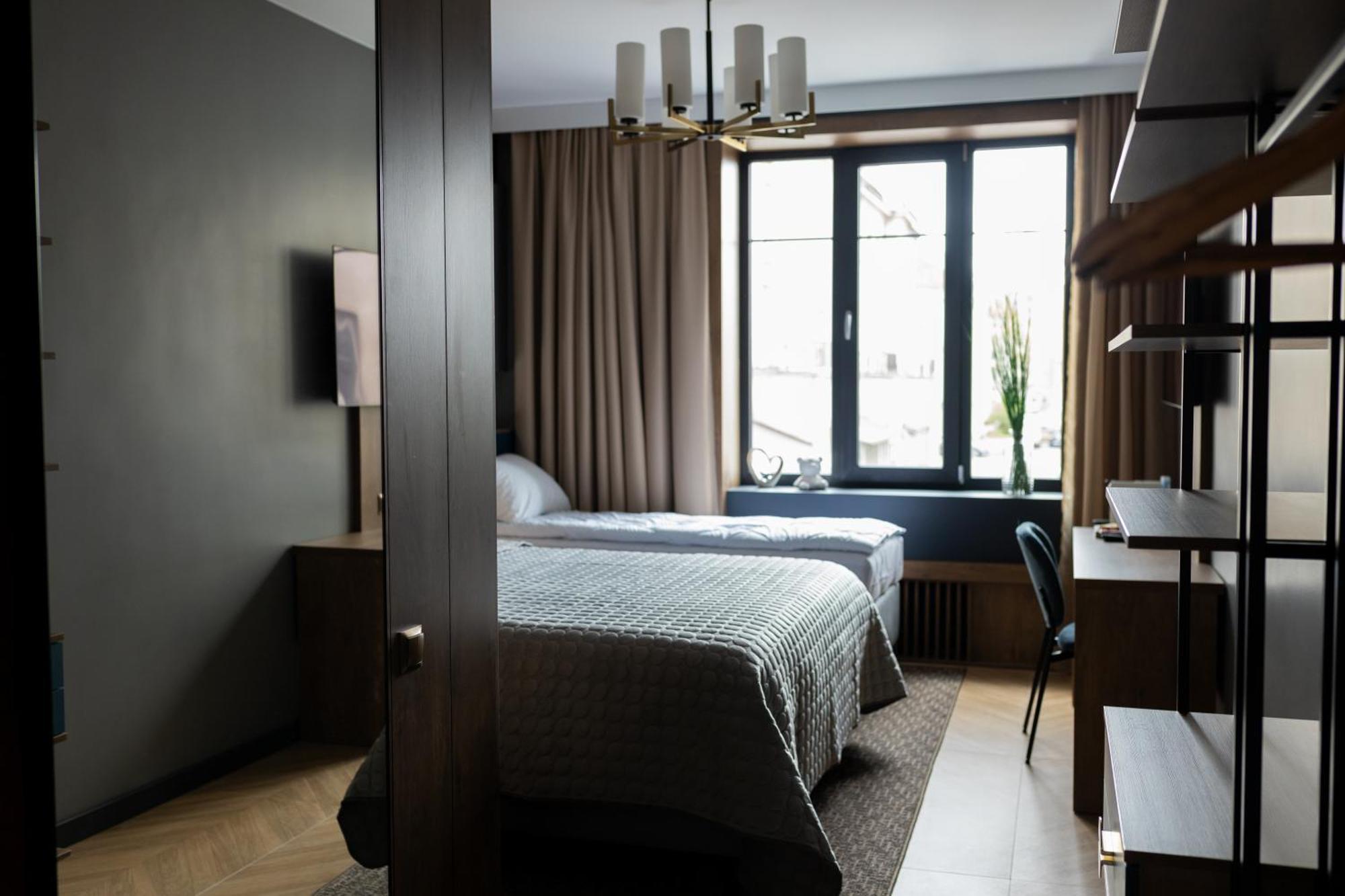 Four Sisters Luxury Rooms In Siauliai Экстерьер фото